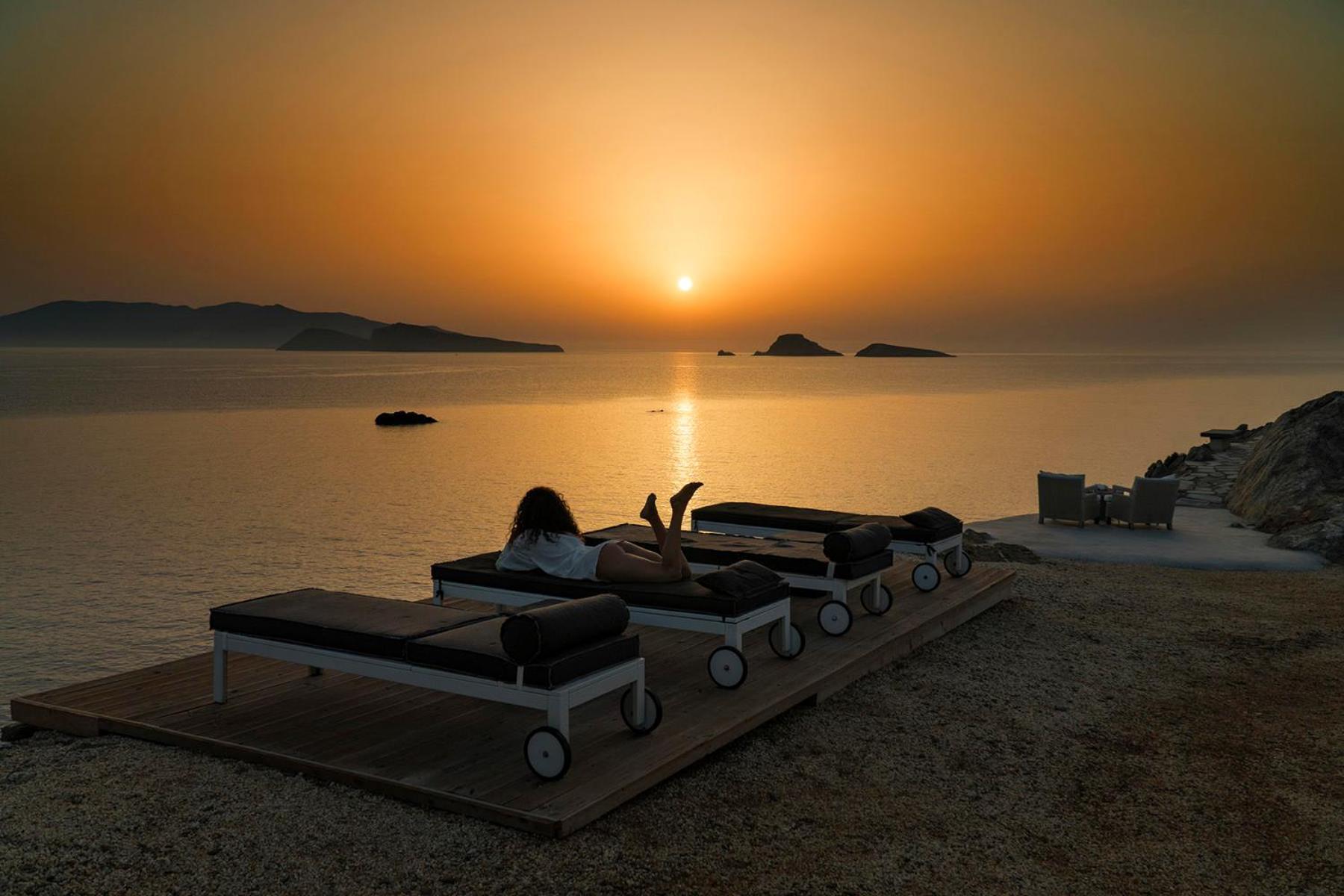 Onar Suites & Villas Karavostasis  Exteriör bild