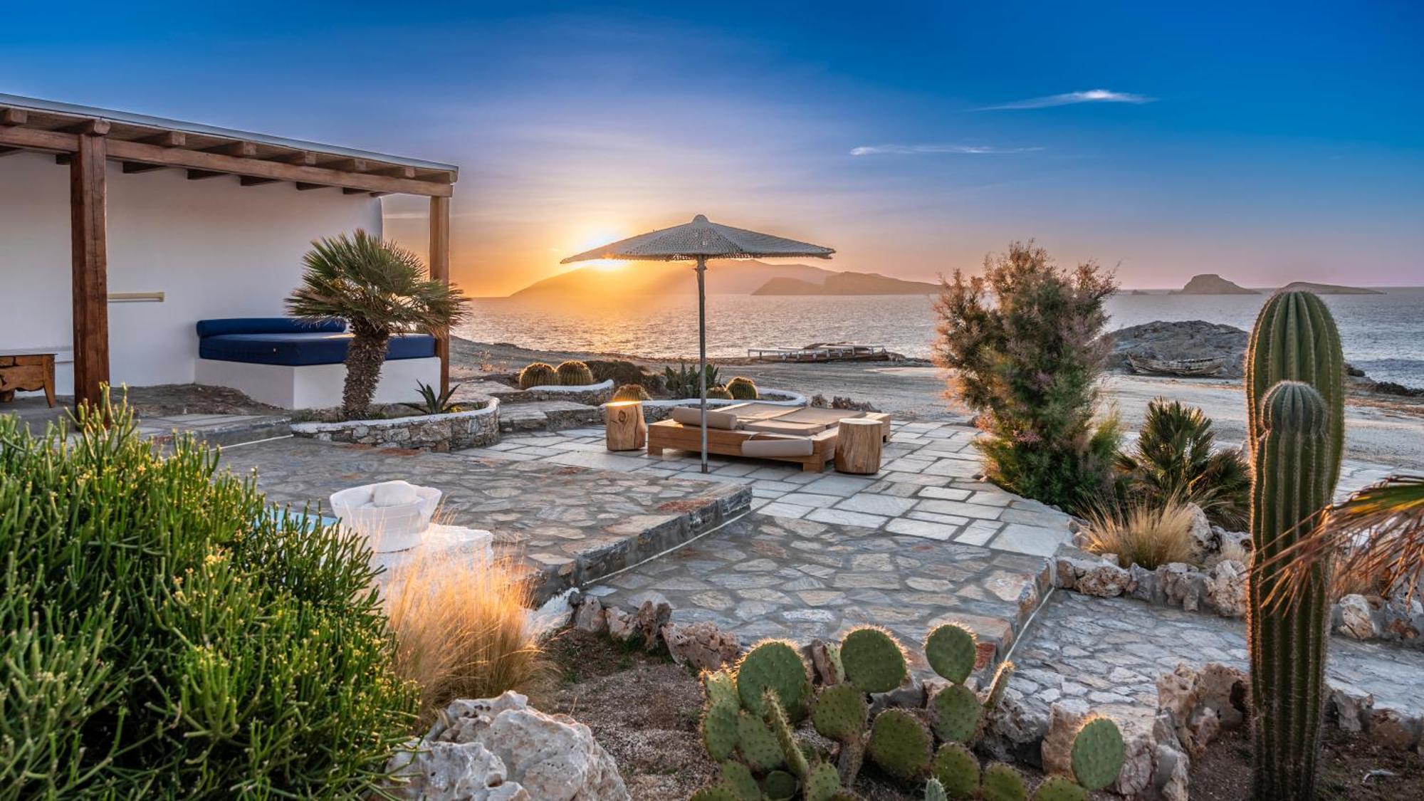 Onar Suites & Villas Karavostasis  Exteriör bild